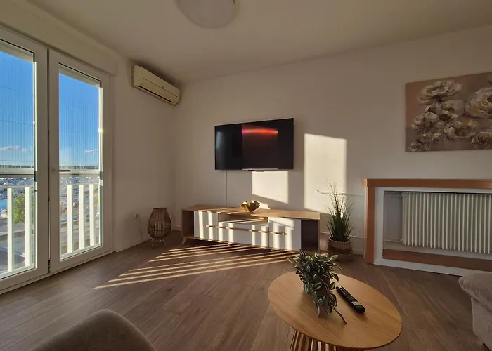 Seaview Apartman *