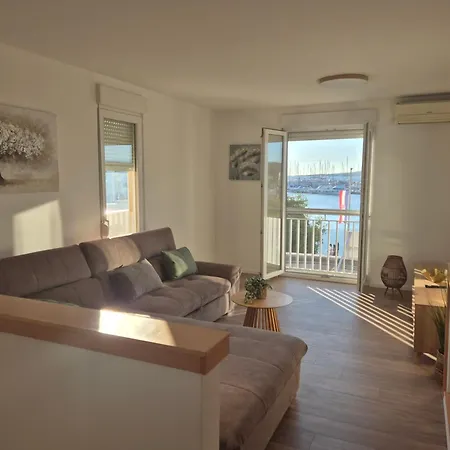 Seaview Daire